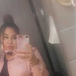 Meet your Posher, Shelli